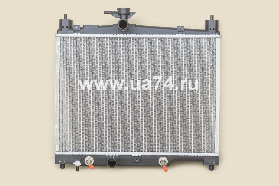 Радиатор охлаждения Toyota Yaris / Echo 1.0-1.3 99-05 (284801J)