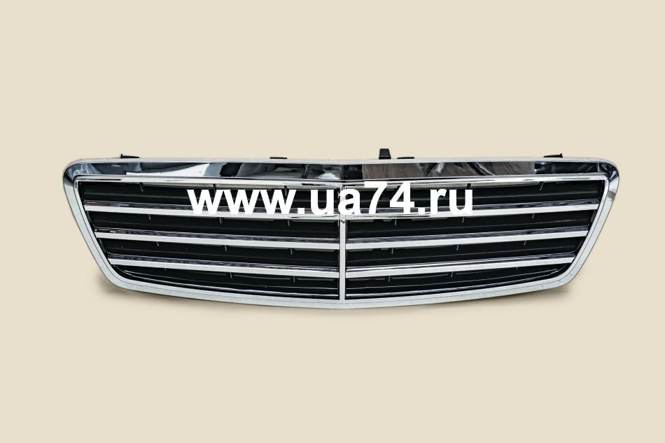 Решетка радиатора Mercedes Benz W203 03-07 (UMH02-32210 / 23-9547CB / BZ07054GA)