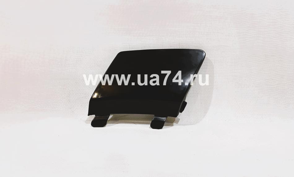 Заглушка в бампер под крюк Volkswagen Passat CC 2008-2012 (Китай)