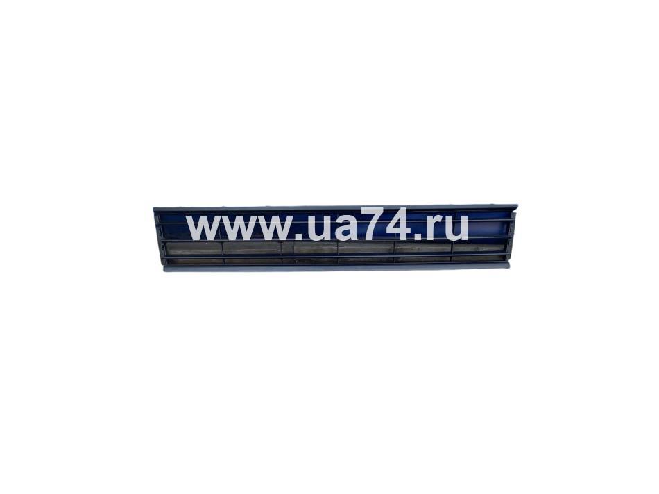 Решетка в бампер с черн. молд. Volkswagen Passat (B7) 10-13 (UKC09-34110UC / сломана) Дисконт 20%