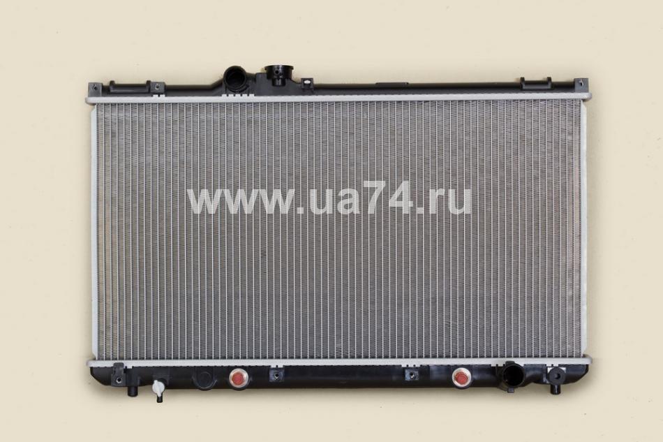 Радиатор двс пластинчатый TOYOTA ALTEZZA/LEXUS IS200/IS300 98-05 (мотор-1GFE / 2JZGE)(TY00055 / SAT)