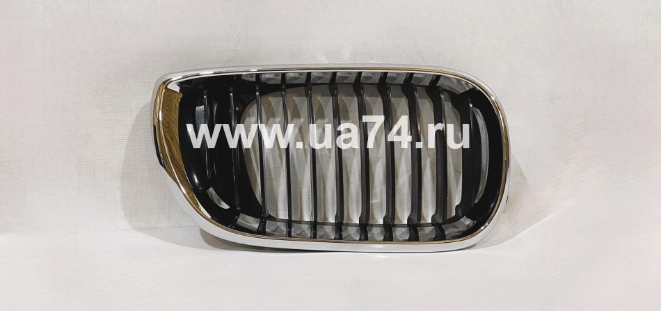 Решетка радиатора правая хром BMW 3Series E46 2001-2005 (Китай)