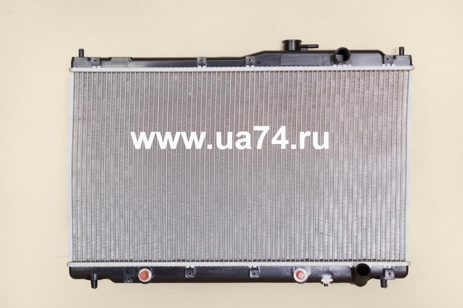 Радиатор пластинчатый HONDA STEP WAGON RF1-2 `96-01 2.0L (19010-P3G-901 / HD0009-RF1 / SAT)