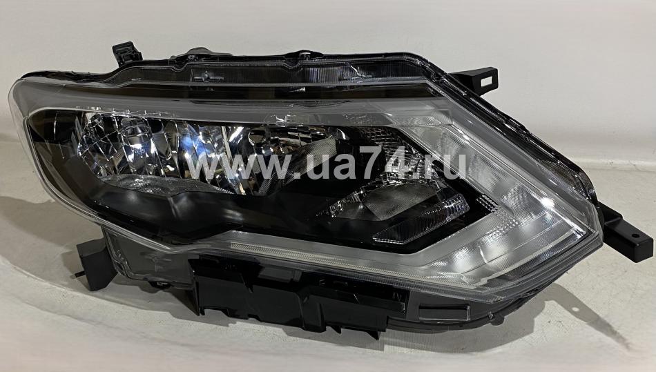 Фара Nissan X-Trail 17- Правая (ST-115-11T1R / NS031739R / 15-XT17-01EXR) Китай