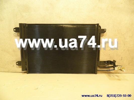 Радиатор кондиционера Volkswagen Golf / Octavia / Yeti / Jetta 03- (104684B(L) / 104684X / Termal)