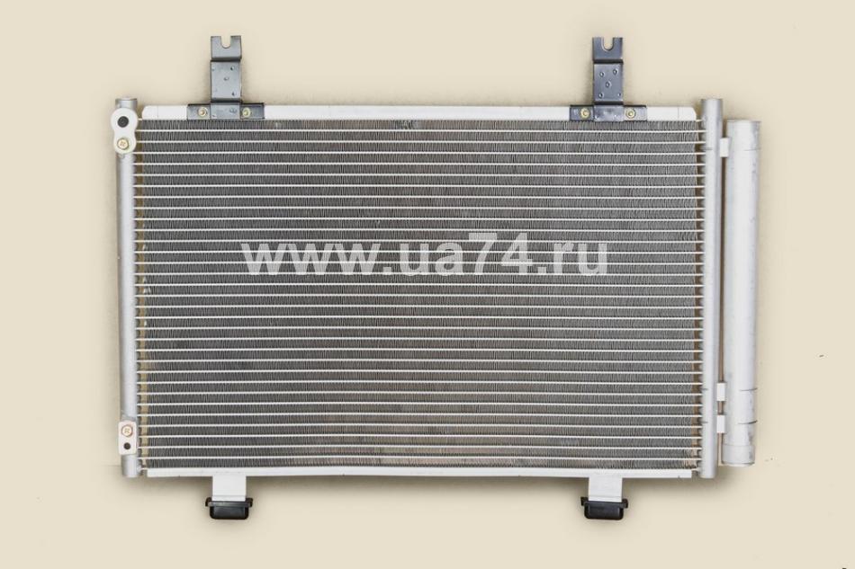 Радиатор кондиционера SUZUKI SWIFT 04- (ST-SZ33-394-0 / SAT)