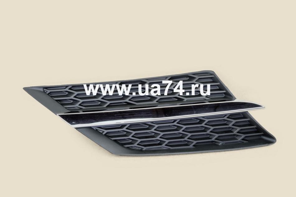 Решетка радиатора Toyota RAV4 13-15 Правая (ST-TYY4-093-1 / SAT)