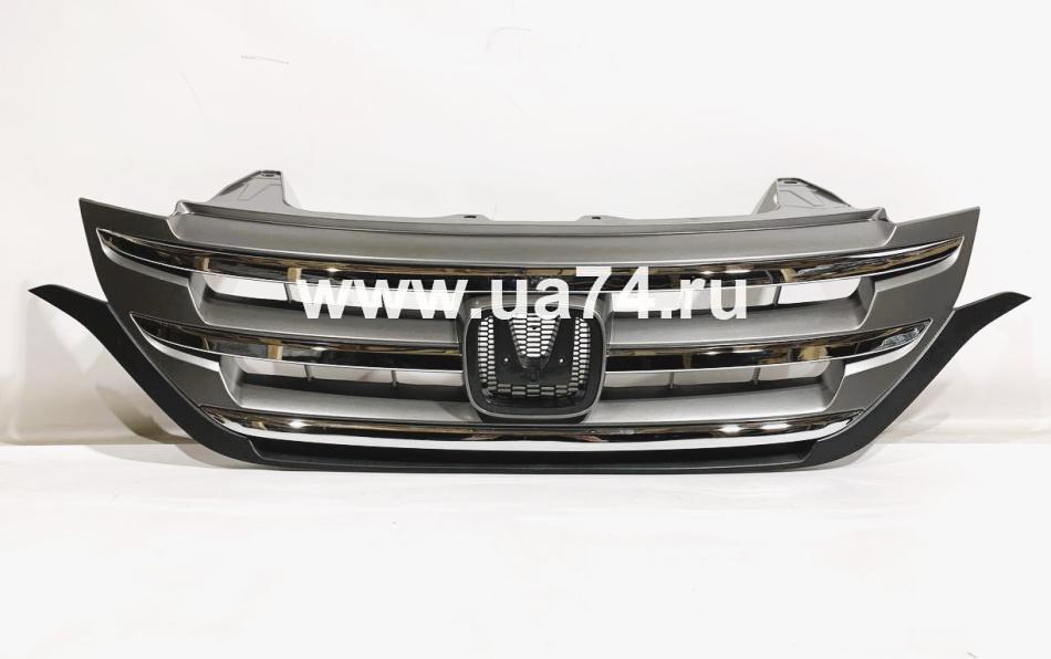 Решетка радиатора Honda CR-V 2012-2015 (Китай / Сломаны крепежи) Дисконт 30%