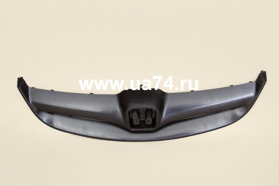 Решетка радиатора чёрн. Honda Civic Ferio ES / ET Sedan 03-05 (HD07074GA / TYG)
